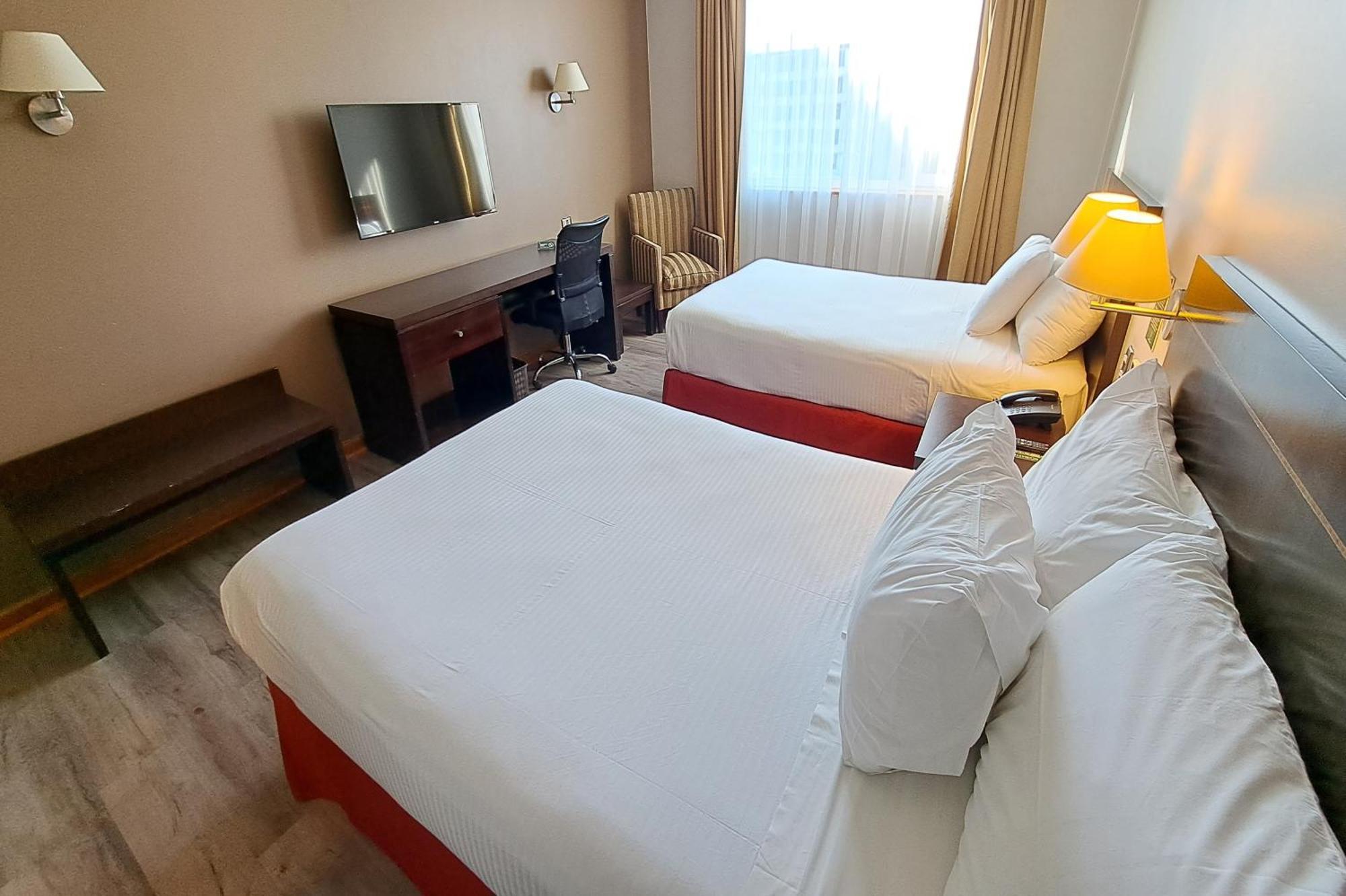 Hotel Diego De Almagro Lomas Verdes Консепсьон Экстерьер фото